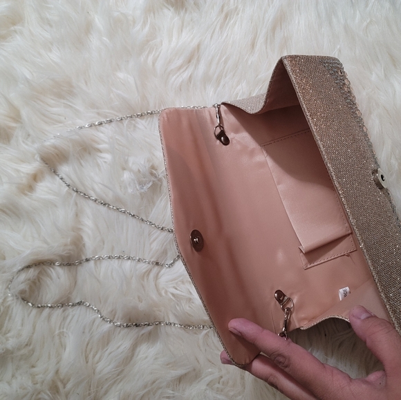 Handbag - Picture 2 of 3